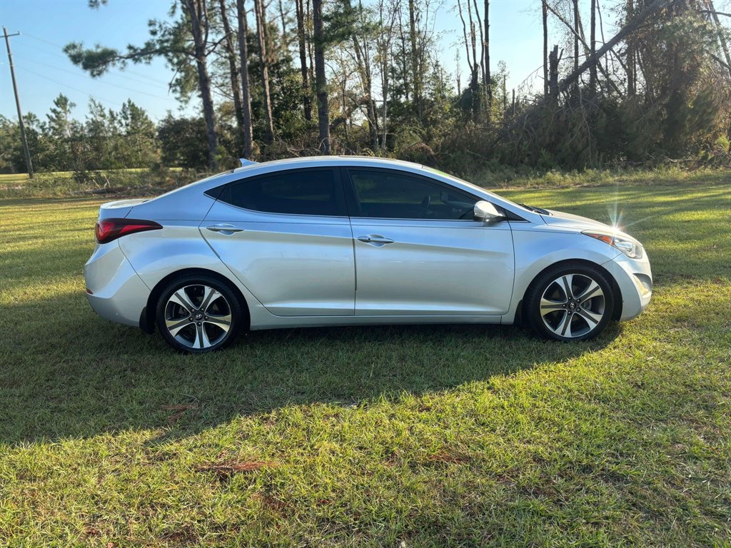 2015 Hyundai Elantra Sport photo 3