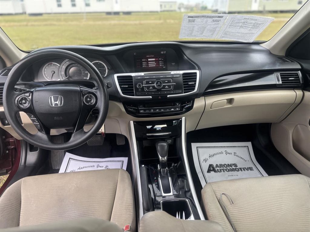 2016 Honda Accord LX photo 7