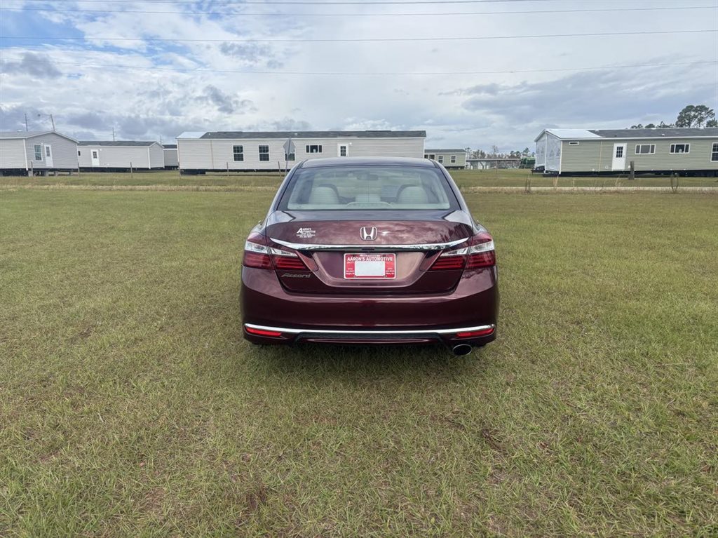 2016 Honda Accord LX photo 4