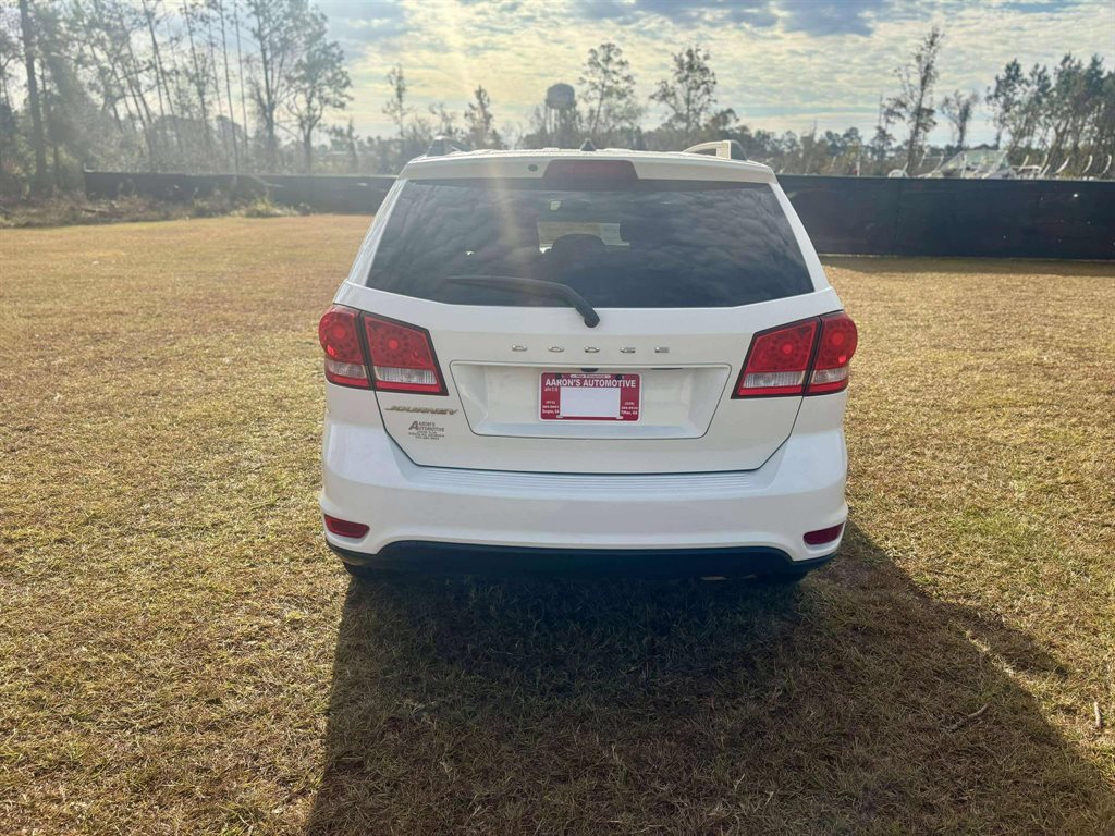 2019 Dodge Journey SE photo 3