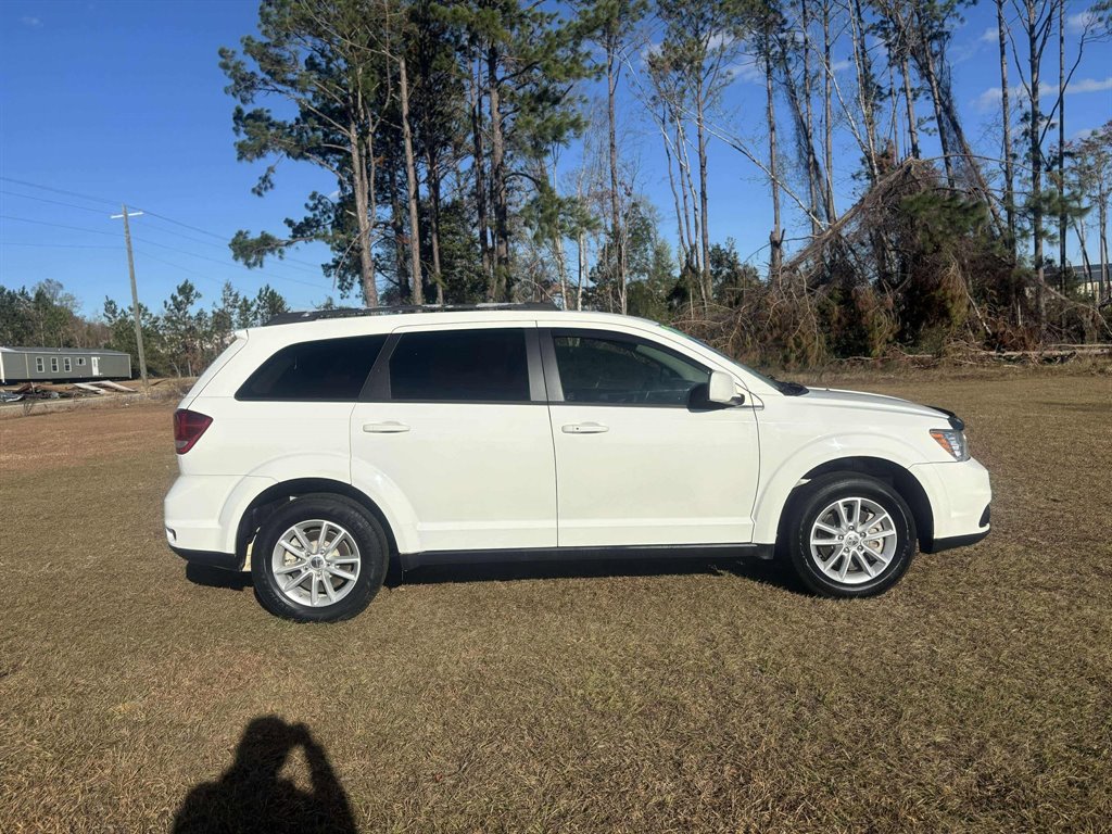 Dodge Journey's photo