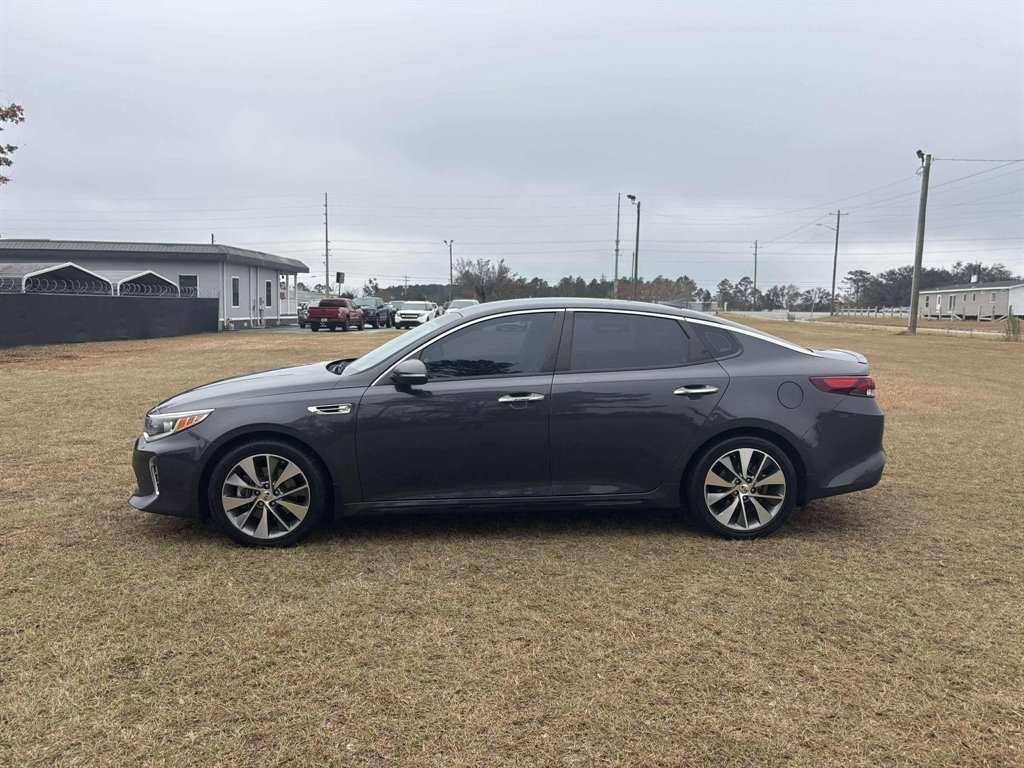 2018 Kia Optima S photo 3