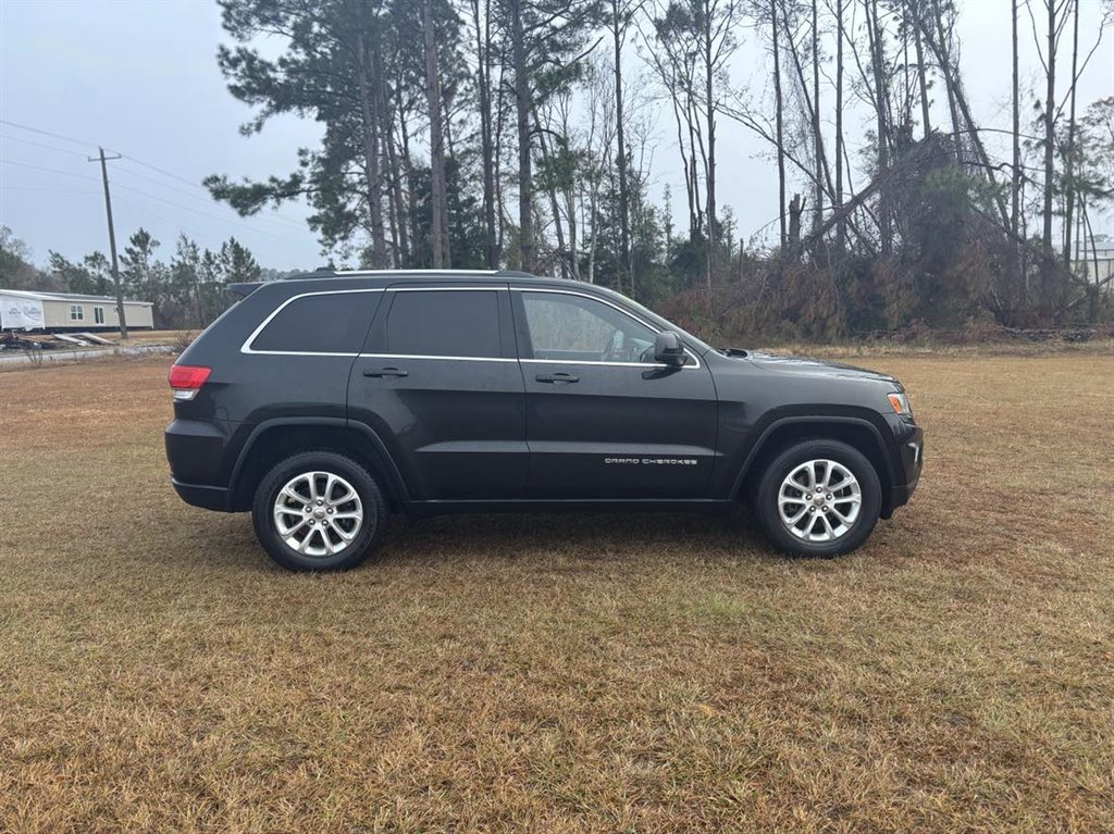 Jeep Grand Cherokee's photo