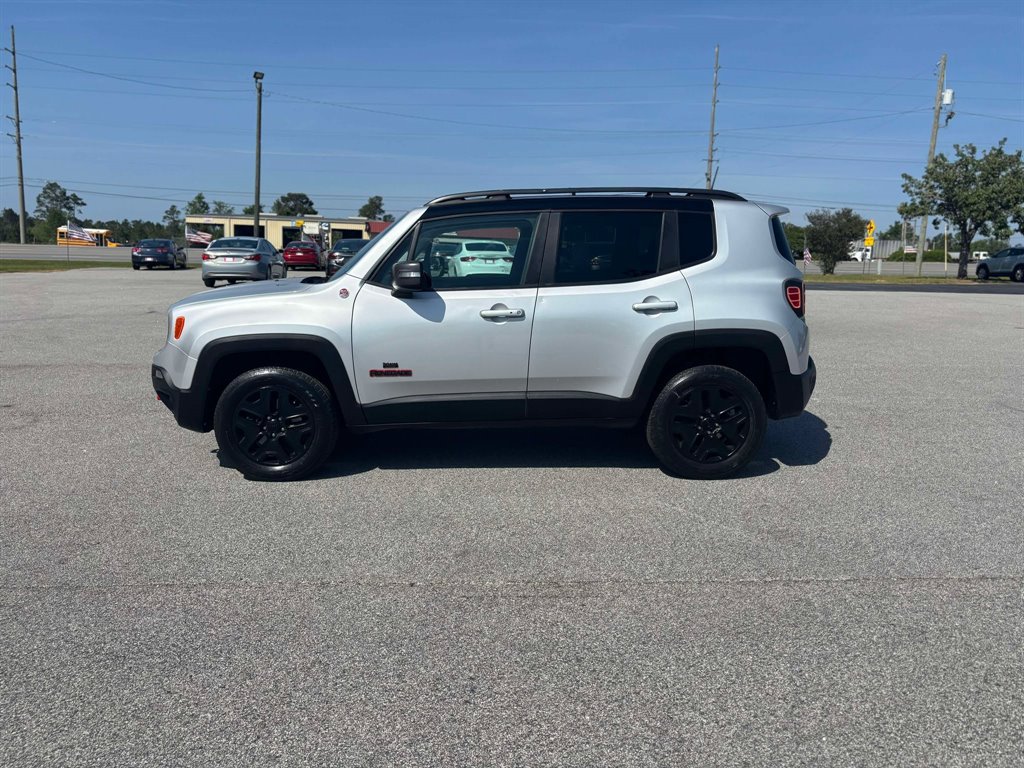 2018 Jeep Renegade Trailhawk's photo
