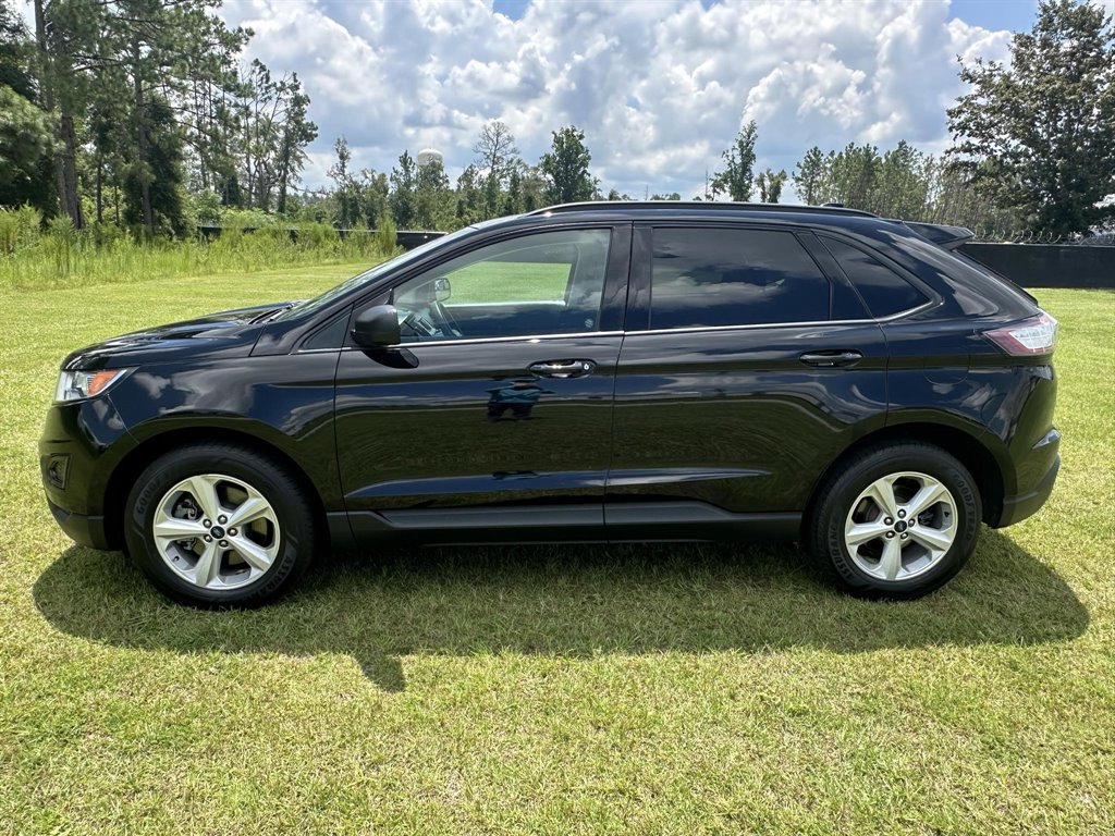 2016 Ford Edge SE's photo