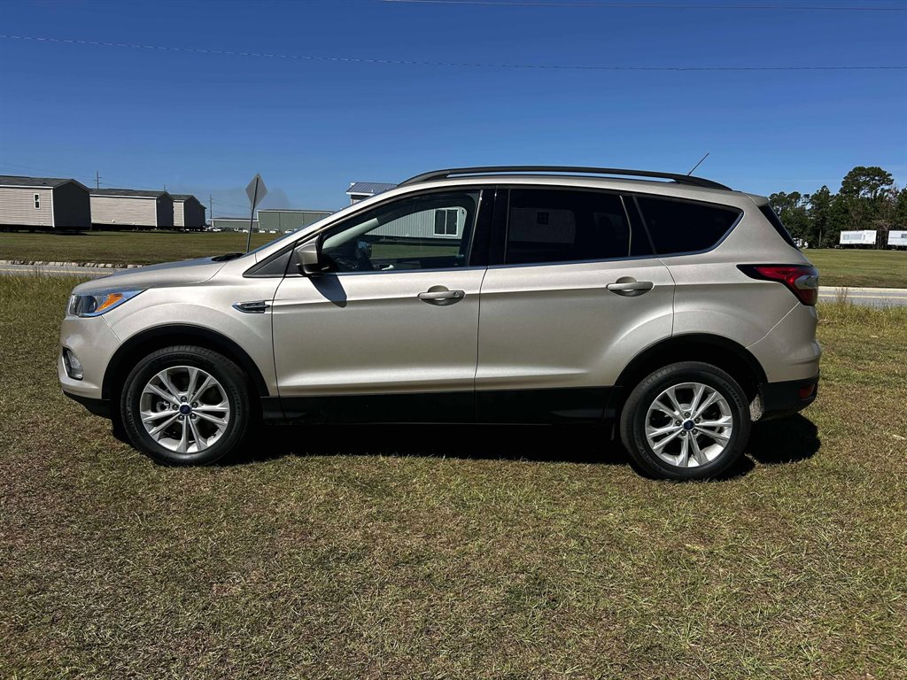 2018 Ford Escape SE's photo