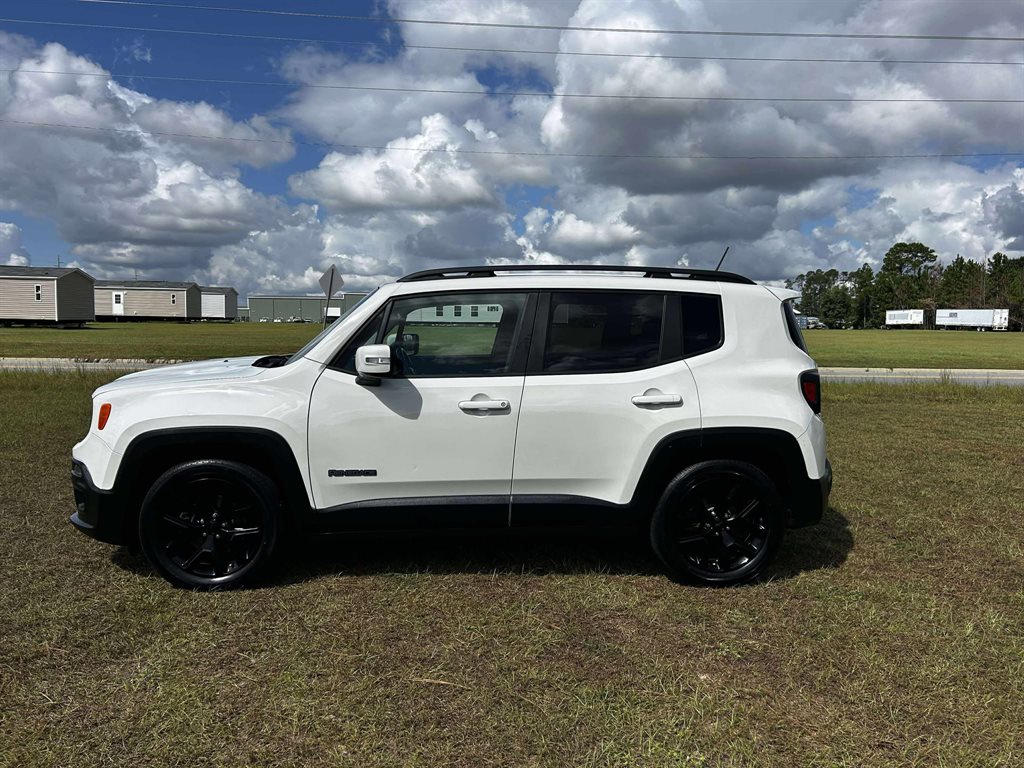 2017 Jeep Renegade Altitude Package's photo