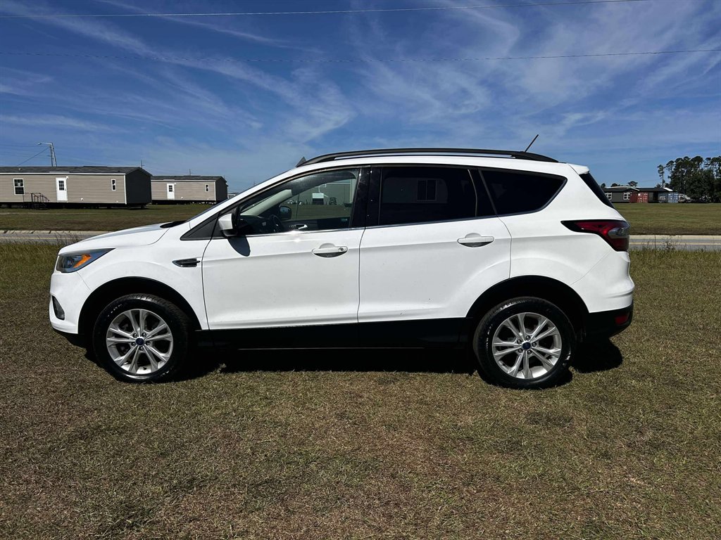 2018 Ford Escape SEL's photo