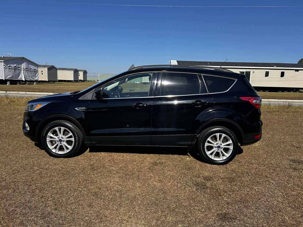 2018 Ford Escape SE's photo