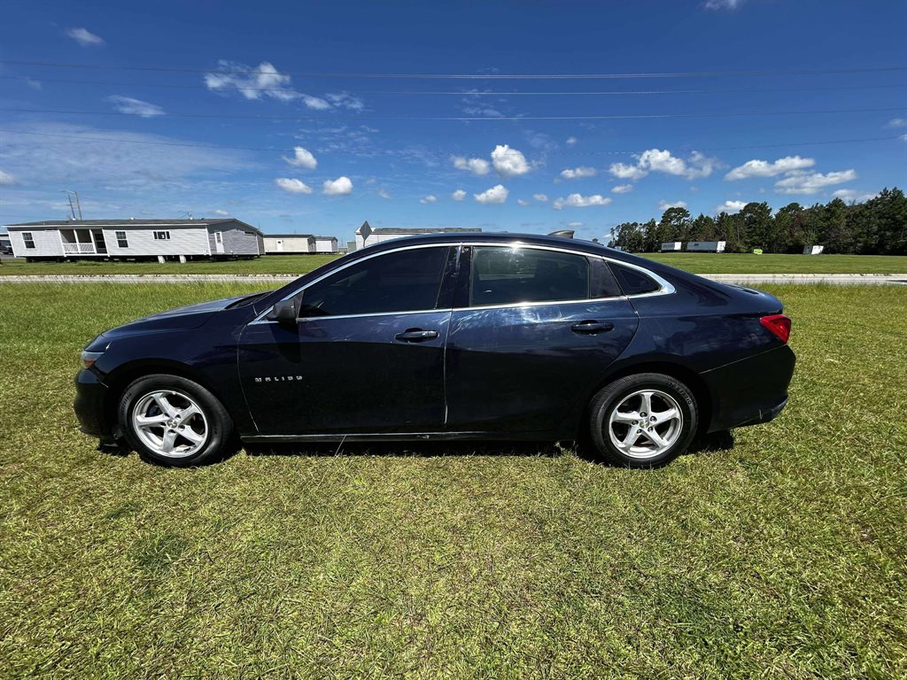 2016 Chevrolet Malibu 1LS's photo