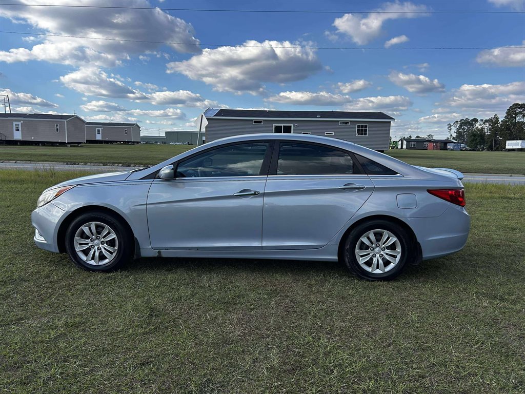 2011 Hyundai Sonata GLS's photo